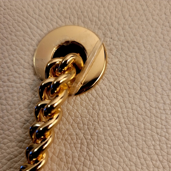 Coach Turn lock chain tote 27 NWOT attached - Picture 13 of 16